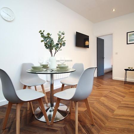 Fully Equipped Kitchen, Parking, City Centre Суонси Экстерьер фото